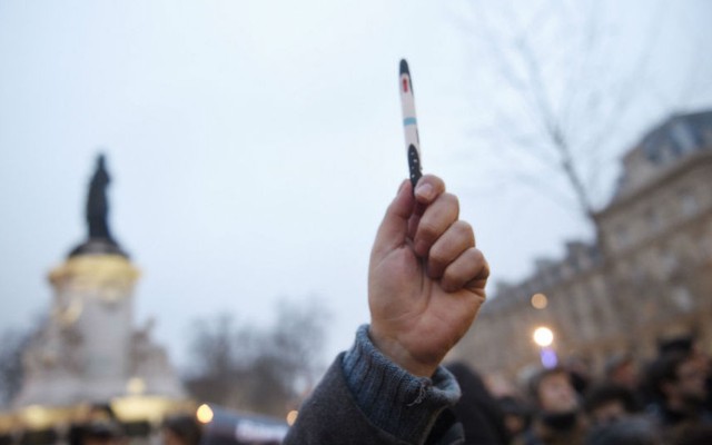 Thảm sát Paris: Tuyên ngôn đanh thép của làng báo châu Âu