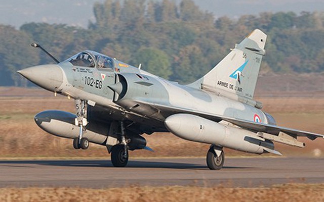 Pháp đề xuất cung cấp máy bay Mirage-2000 cho Colombia