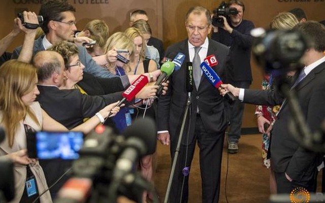 Lavrov trả lời báo giới về Syria: "Các bạn biết nhiều hơn tôi"