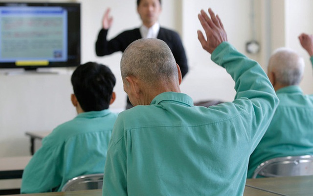 Tại sao trại giam Nhật Bản ngày càng giống... viện dưỡng lão?