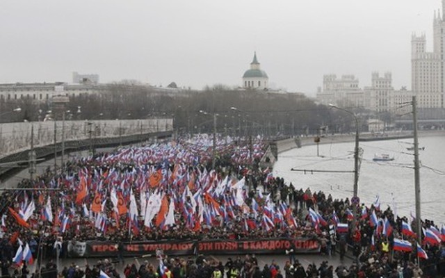 Tuần hành tưởng nhớ ông Nemtsov: Nghị sĩ Ukraine bị bắt giữ