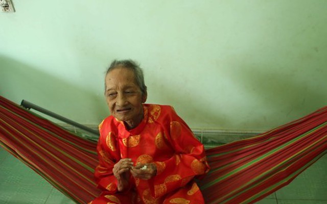 Giám định tuổi cụ bà Việt Nam thọ nhất thế giới
