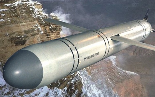 Việt Nam - Nước ĐNÁ đầu tiên có tàu ngầm trang bị tên lửa khủng?