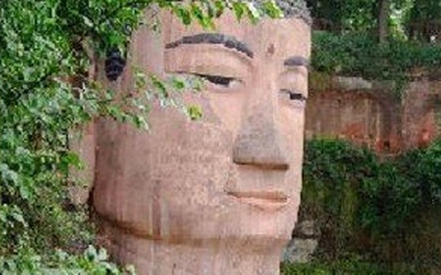 Bí ẩn bức tượng Phật 4 lần rơi lệ ở Trung Quốc