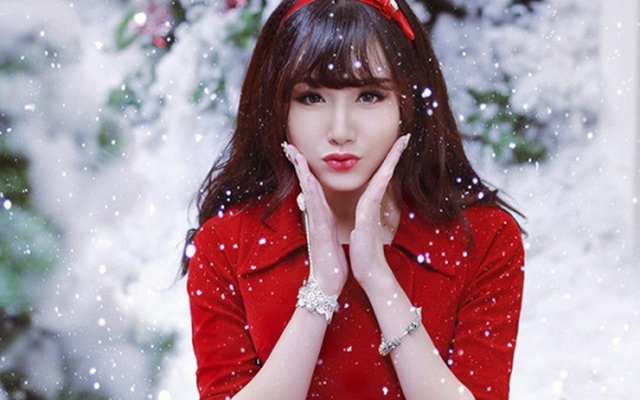 Ảnh Noel xinh ngất ngây của hotgirl Ngân Búng