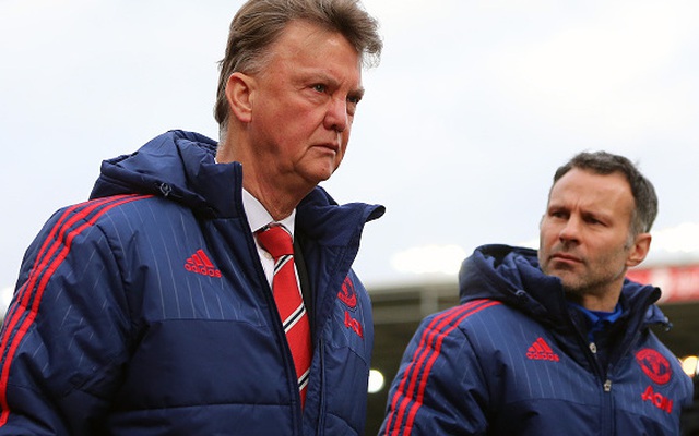 "Sếp lớn" Man United đòi gặp riêng Van Gaal?