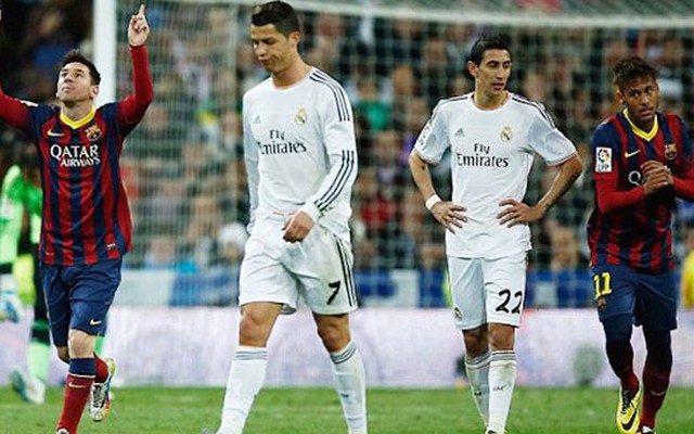 QUAN ĐIỂM Martin Samuel: Messi cũng ích kỉ như Ronaldo. Nhưng Messi "diễn" giỏi hơn!