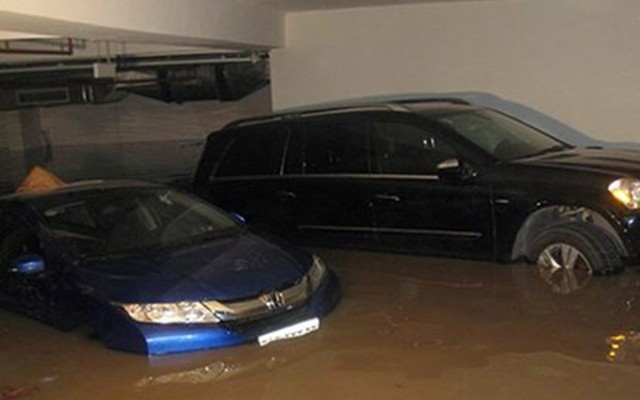 Nước ngập nhà xe, ai chịu trách nhiệm?
