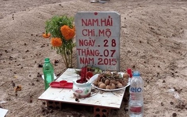 Linh thiêng nghĩa trang cá Ông lớn nhất Việt Nam