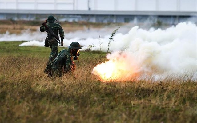 Xử lý tình huống hóa học trong diễn tập