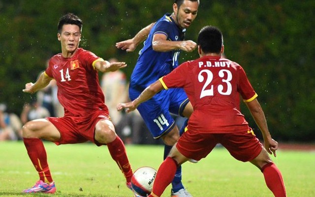 U23 Việt Nam 1-3 U23 Thái Lan: Tính gì thế, Miura?