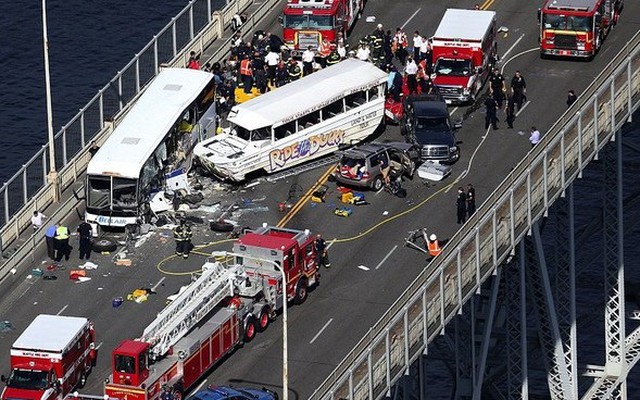 Ít nhất 4 sinh viên VN nhập viện trong vụ tai nạn xe buýt ở Mỹ