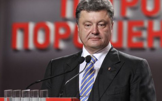 Cuộc chiến giữa Tổng thống Poroshenko và trùm tài phiệt Ukraine