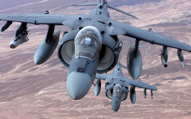 Máy bay phản lực lên thẳng Harrier đã ra đời như thế nào?