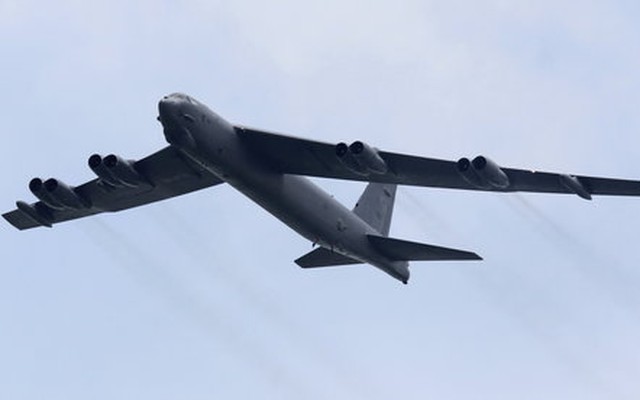 Trung Quốc to mồm phản đối Mỹ đưa máy bay B-52 tới Biển Đông