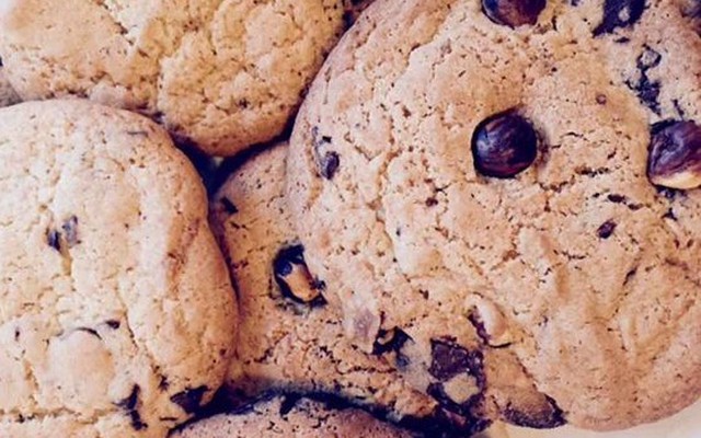 Ăn bánh quy: Không nơi nào phức tạp như nước Anh!