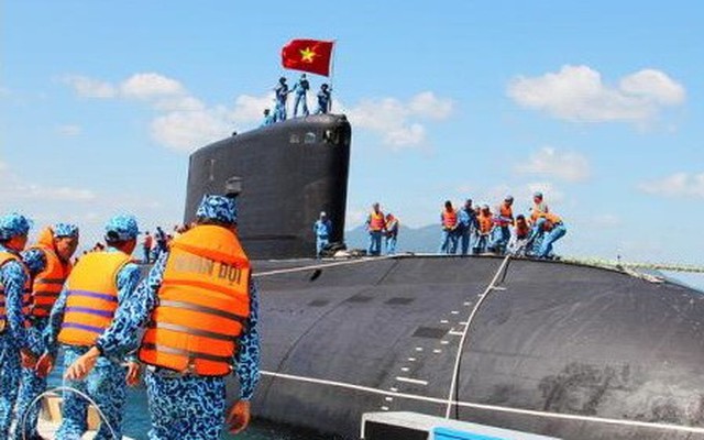 Chuyên gia Nga: Việt Nam không dễ bị uy hiếp khi có tàu ngầm
