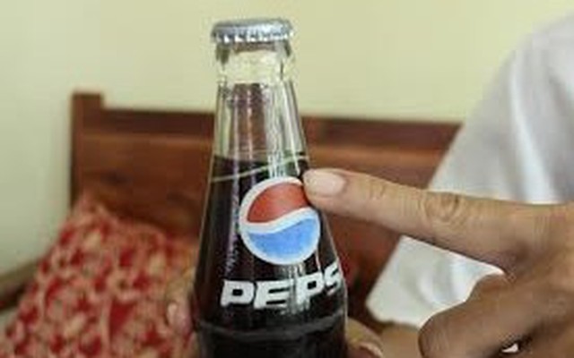 Sau "con ruồi nửa tỷ", Pepsi có dây thun được rao bán 100 triệu