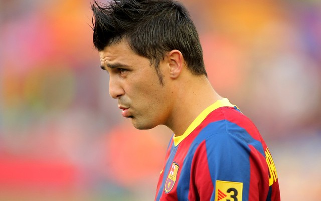 Cú đá phạt "không tin nổi" của David Villa