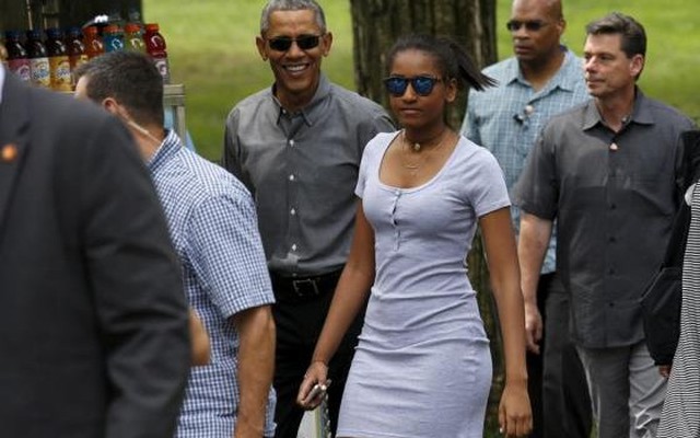 50 đặc vụ phong tỏa công viên để Obama và con gái "vi hành"