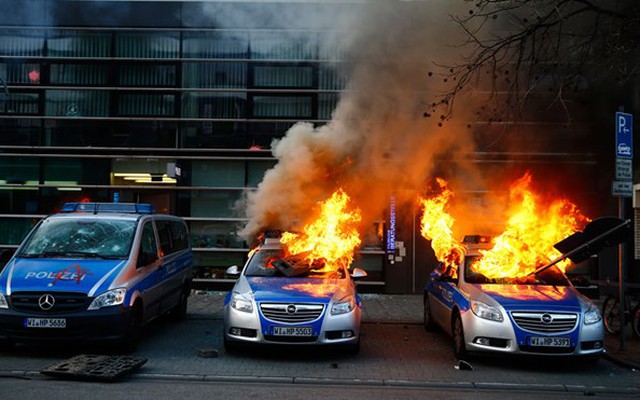 Hình ảnh Frankfurt tan hoang vì bạo động "chống chủ nghĩa tư bản"
