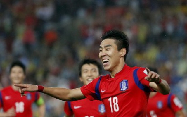 Hàn Quốc vào chung kết Asian Cup sau 27 năm