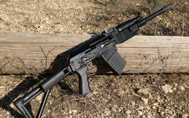 Vepr-12 - Biến thể tự động của shotgun Saiga-12