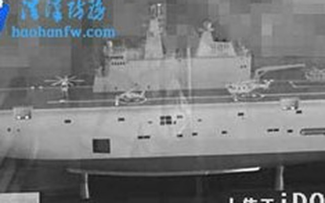Hình ảnh tàu đổ bộ 40.000 tấn của Trung Quốc hé lộ điều gì?