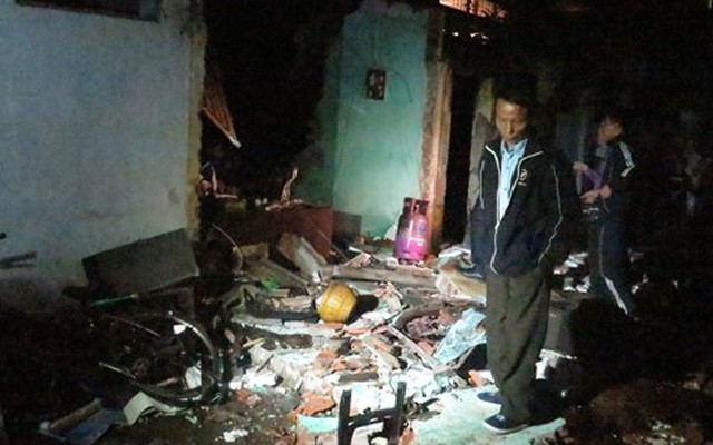 Hiện trường kinh hoàng vụ nổ làm sập 3 ngôi nhà ở Nam Định
