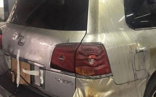 Cận cảnh ô tô Lexus Lx570 trị giá 5 tỷ bị hư hỏng trong vụ cháy ở Xa La