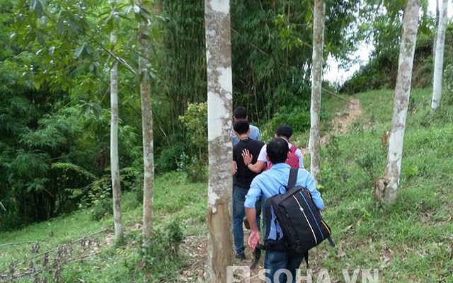 Phát hiện người treo cổ, nghi là kẻ đánh chết cháu 4 tuổi