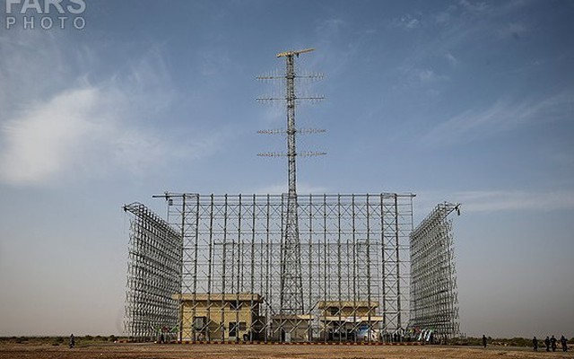 Iran triển khai radar tầm xa mới tự chế