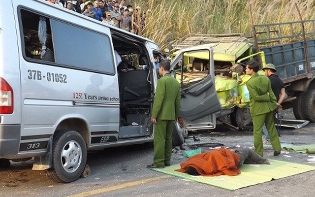 Tai nạn thảm khốc ở Thanh Hóa: Nạn nhân thứ 10 tử vong
