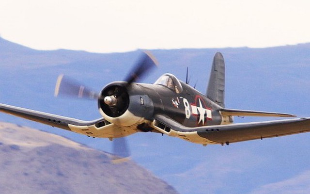 Vì sao F4U Corsair có biệt danh “Tiếng huýt sáo tử thần”?