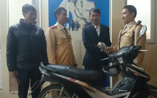 Chủ tịch hội nông dân xã: "Cảnh sát Hà Nội tài tình thật đó"