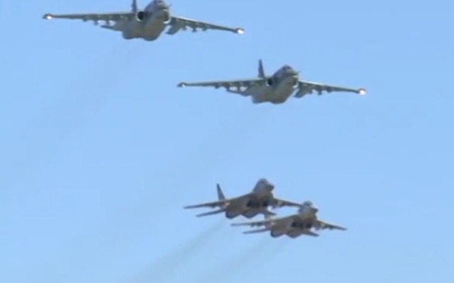 Chiến đấu cơ Syria lần đầu "tham chiến" cùng máy bay Nga