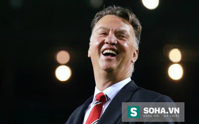 Quá sung sướng, Van Gaal còn “xát muối” vào Arsenal, Man City