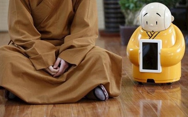 Nhà sư robot đầu tiên được đưa vào sử dụng tại chùa ở Trung Quốc