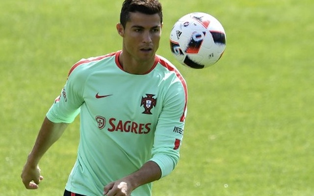 Ronaldo nói gì khiến Pháp phải quan ngại trước chung kết Euro?
