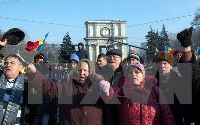 Hàng nghìn người biểu tình đòi chính phủ Moldova từ chức