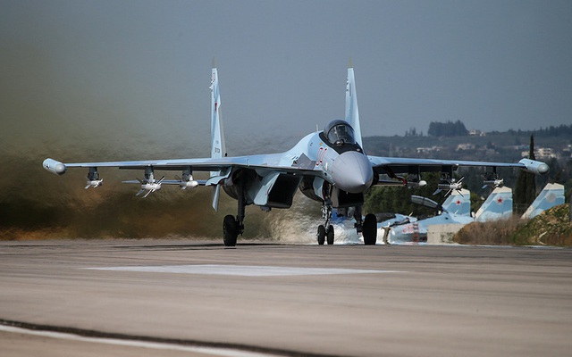 Hoa Kỳ tìm ra cách đánh bại Su-35 dễ dàng
