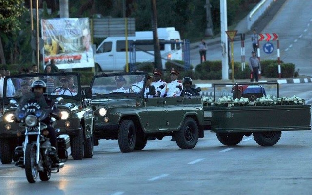Tang lễ lãnh tụ Cuba Fidel Castro tổ chức kín, quân đội bắn 21 phát đại bác