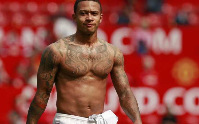 Hành động cực lạ, Depay tự "gạch tên" mình khỏi Man United?