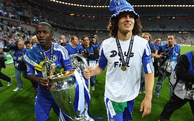 Cú sốc ngày cuối chuyển nhượng: Chelsea vung tiền cho David Luiz
