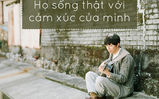 Vì sao người khác nói họ cảm thấy niềm hạnh phúc, còn bạn thì không?