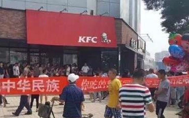 KFC bị tẩy chay ở Trung Quốc sau phán quyết "đường lưỡi bò"