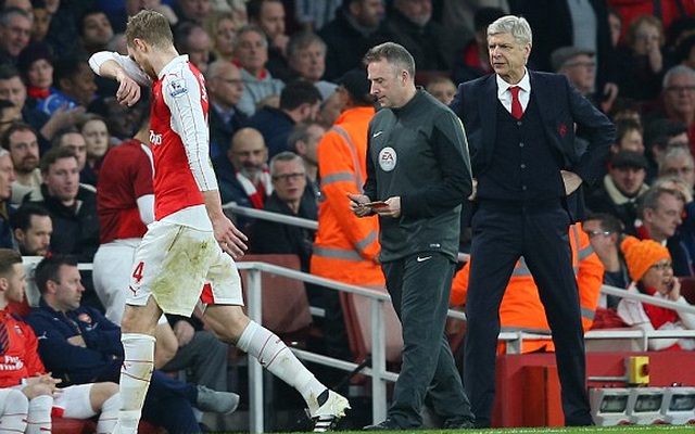 Thua đau đớn, Wenger bình tĩnh lạ thường