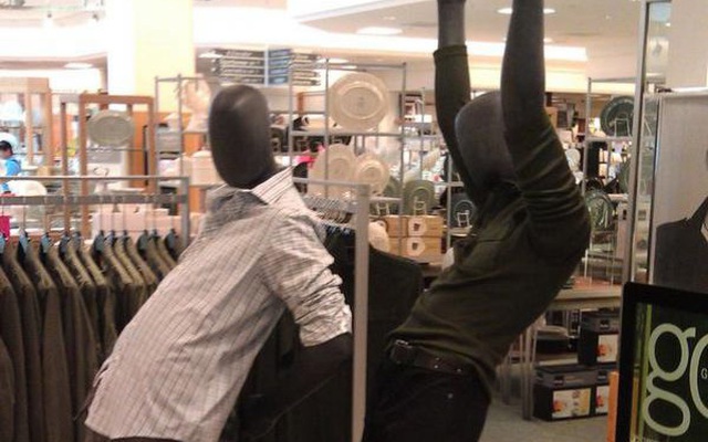 Thử nhìn 17 con ma-nơ-canh kỳ cục này mà xem, bạn sẽ cười như điên