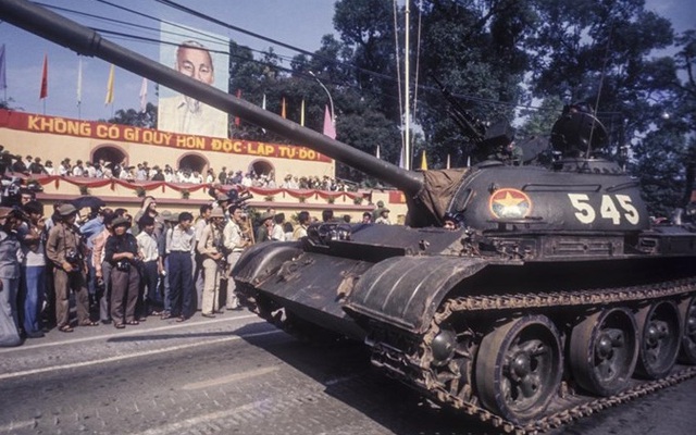 Vén màn bí ẩn: Duyệt binh hoành tráng tại Sài Gòn ngày 15/5/1975!