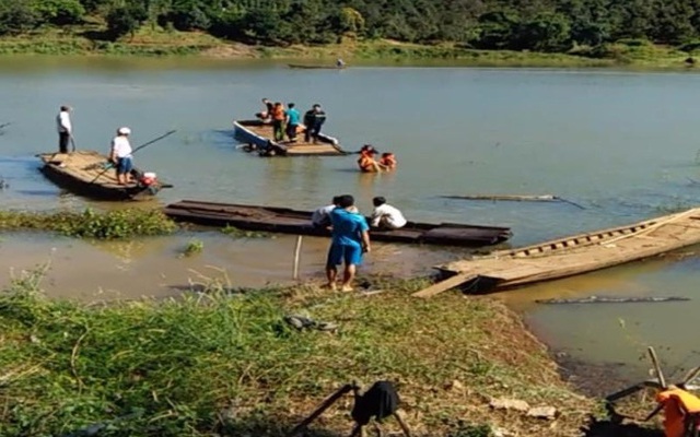 Phó Thủ tướng yêu cầu làm rõ nguyên nhân vụ lật thuyền 4 người chết ở Bình Phước